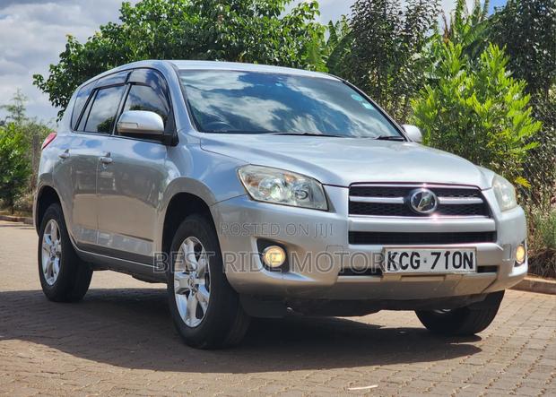 Toyota RAV4 2009 Silver