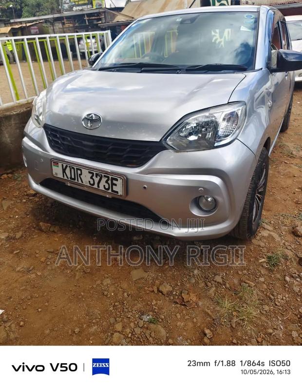 Toyota Passo 1.0 FWD 2017 Silver