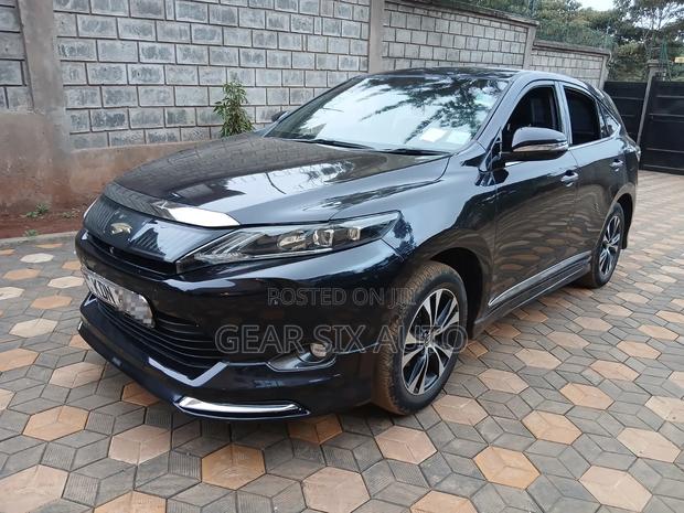 Toyota Harrier 2.0 2016 Black