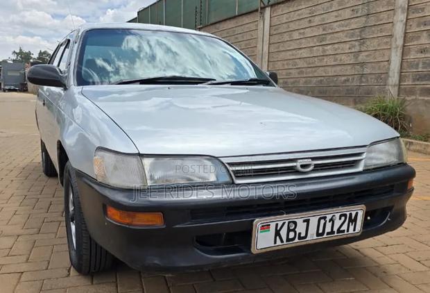 Toyota Corolla 2002 Gray