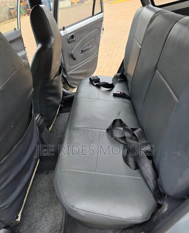 Toyota Corolla 2002 Gray