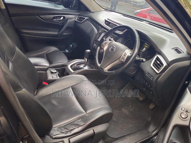 Nissan X-Trail 2016 Black