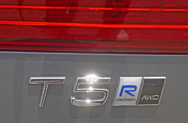 Volvo XC60 T5 R-Design AWD 2018 Gray