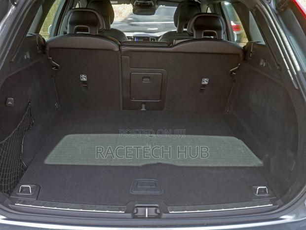 Volvo XC60 T5 R-Design AWD 2018 Gray