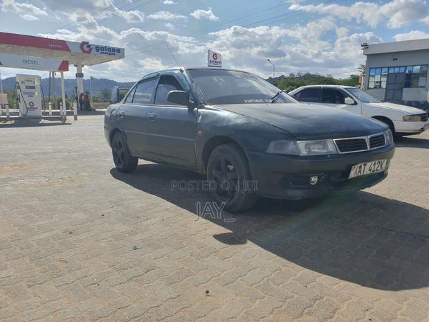 Mitsubishi Lancer 1999 Green