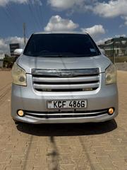 Toyota Noah 2009 Silver for sale
