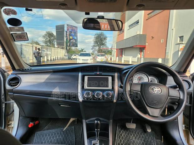 Toyota Corolla Fielder 2013 Silver