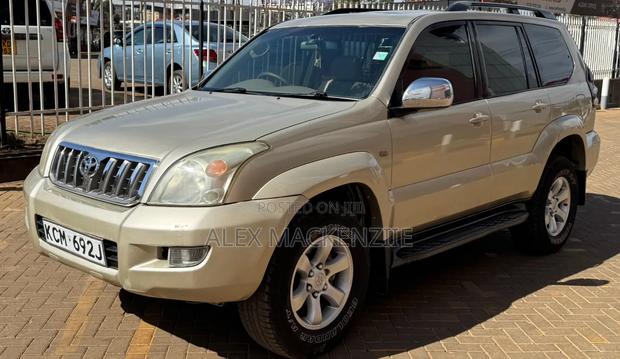 Toyota Land Cruiser Prado 2008 Gold
