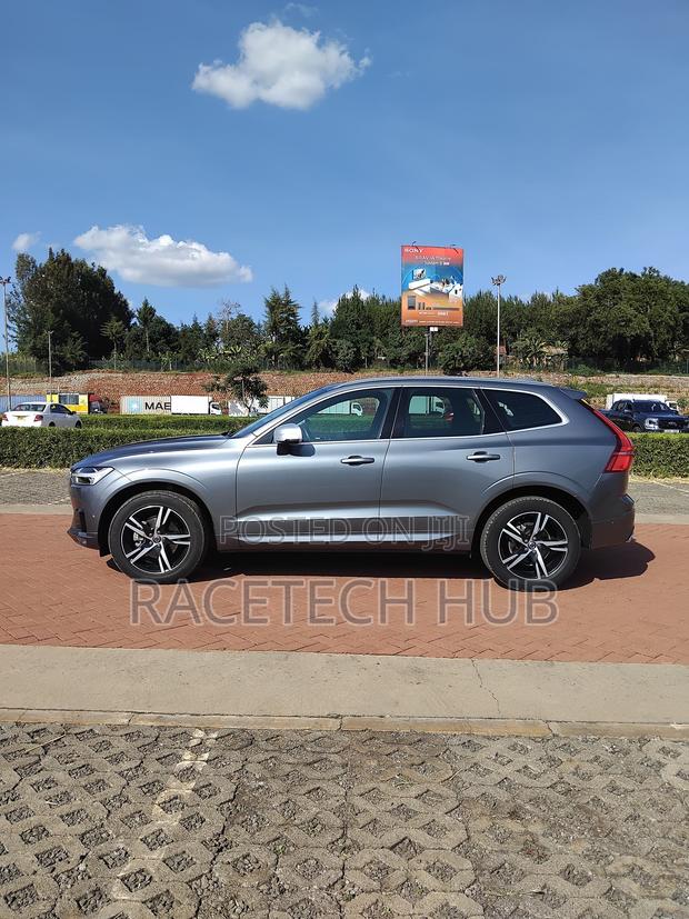 Volvo XC60 T5 R-Design AWD 2018 Gray