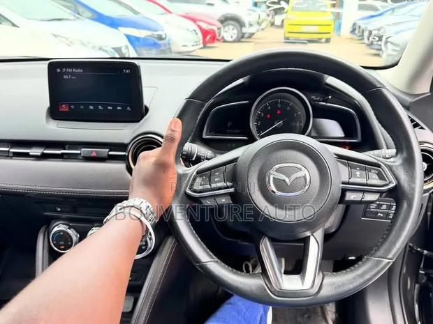 Mazda AZ 2018 Gray