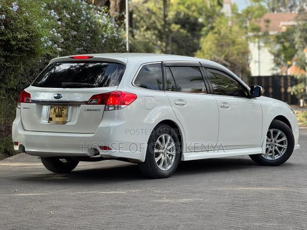 Subaru Legacy 2014 White