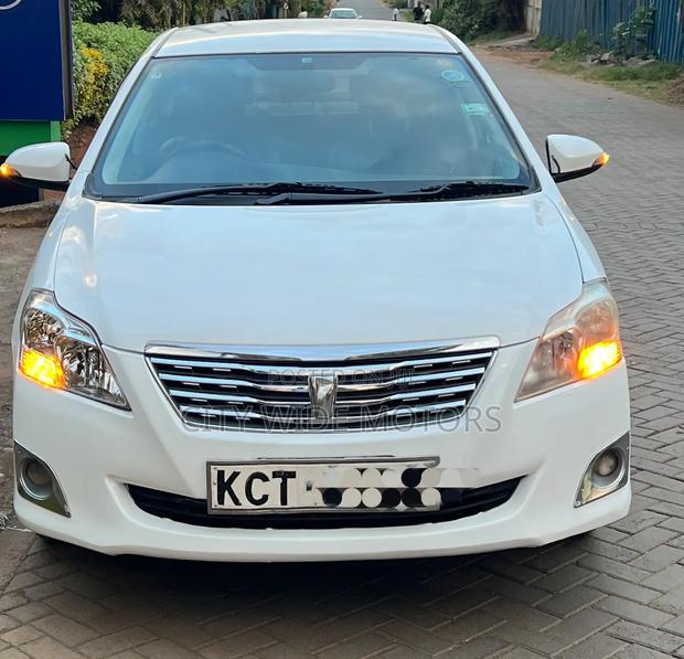 Toyota Premio 2012 White