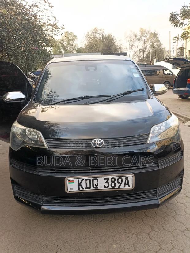 Toyota Spade 2017 Black
