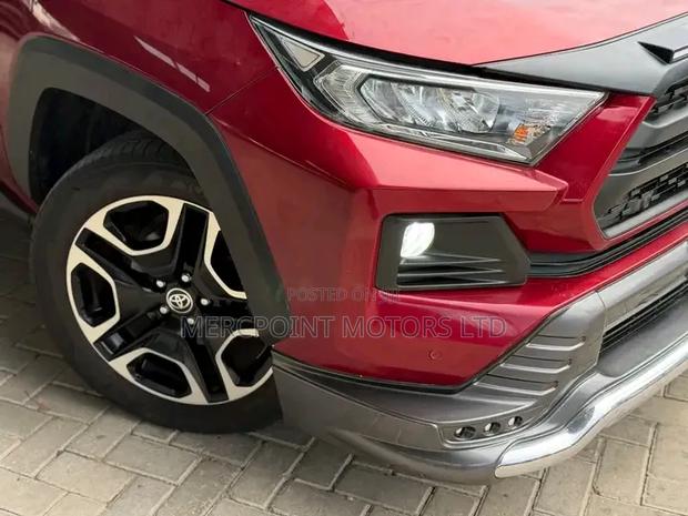 Toyota RAV4 Adventure 2019 Red