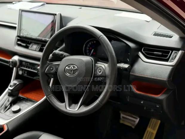 Toyota RAV4 Adventure 2019 Red