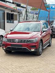 Volkswagen Tiguan 2.0T S AWD 4MOTION 2019 Red for sale