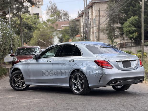 Mercedes-Benz C200 2016