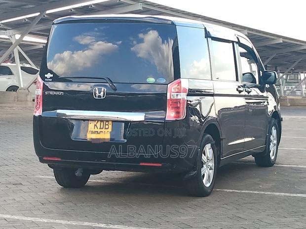 Honda Stepwgn 2013 Black