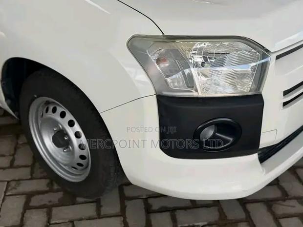 Toyota Probox 2020 Pearl