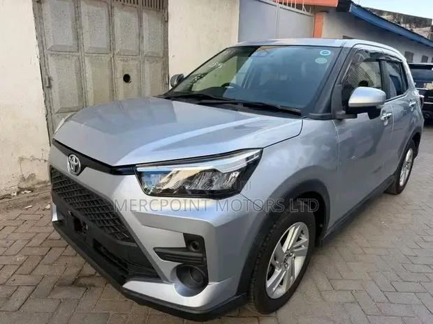 Toyota Raize 2020 Silver