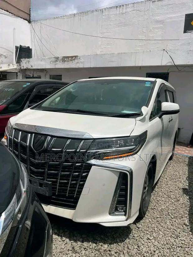 Toyota Alphard 2.5 Hybrid AWD 2019 Pearl