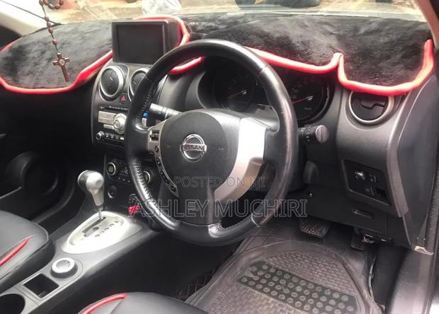 Nissan Dualis 2010 Black