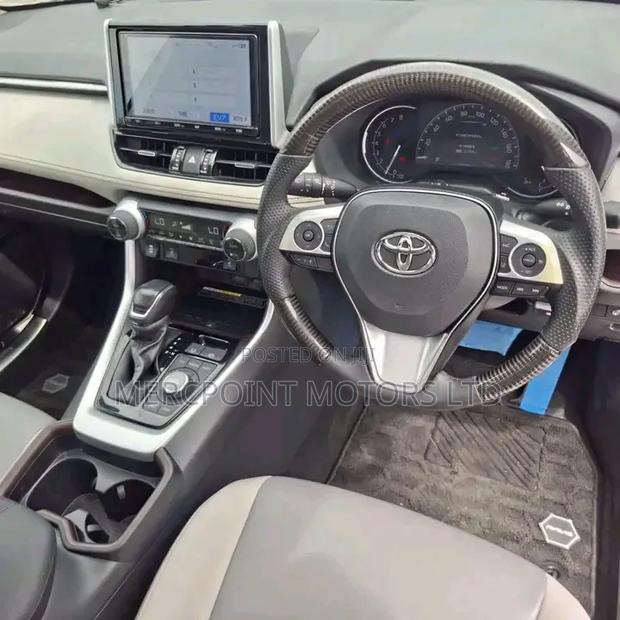 Toyota RAV4 2020 Pearl