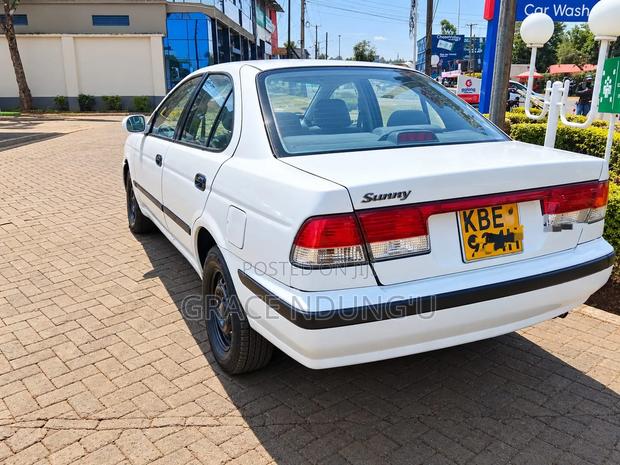 Nissan Sunny 2007 White