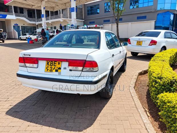 Nissan Sunny 2007 White