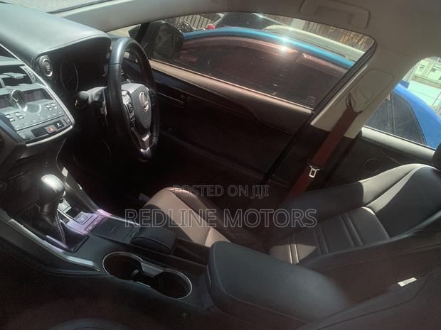 Lexus NX 300 FWD 2019 Black