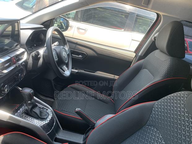 Toyota Raize 1.0 AWD 2019 Red