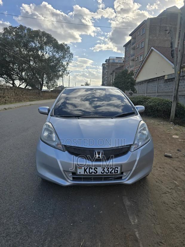 Honda Fit 2013 Silver