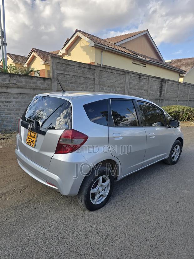 Honda Fit 2013 Silver