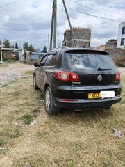 Volkswagen Tiguan 2010 Black for sale