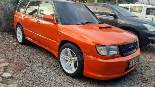 Subaru Forester 1998 Orange