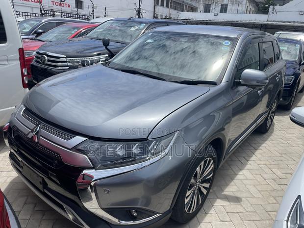Mitsubishi Outlander ES AWC 2019 Gray