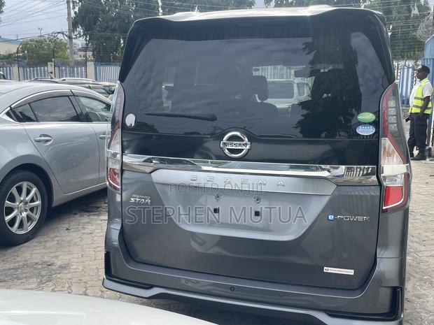 Nissan Serena 2019 Gray