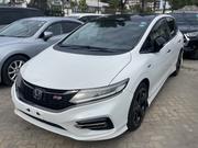 Honda Jade 1.5 Hybrid 2019 White for sale