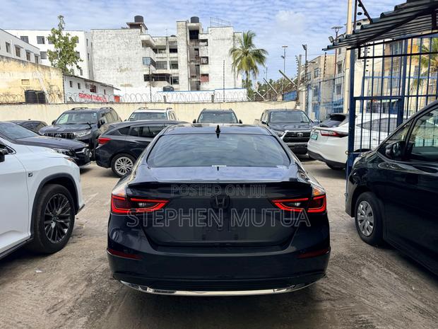 Honda Insight Touring 2019 Blue