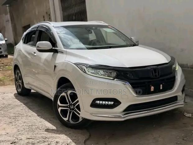 Honda Vezel 2019 White