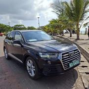 Audi Q7 2019 Blue for sale