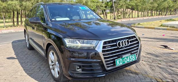 Audi Q7 2019 Blue