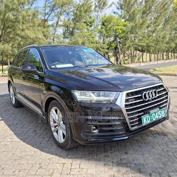 Audi Q7 2019 Blue
