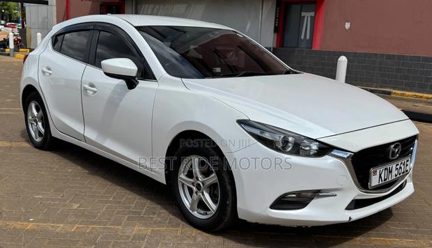 Mazda Axela 2017 White