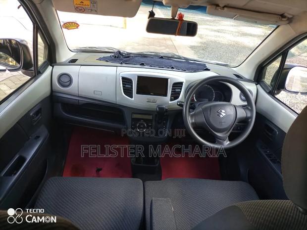 Suzuki Wagon R 2014 White