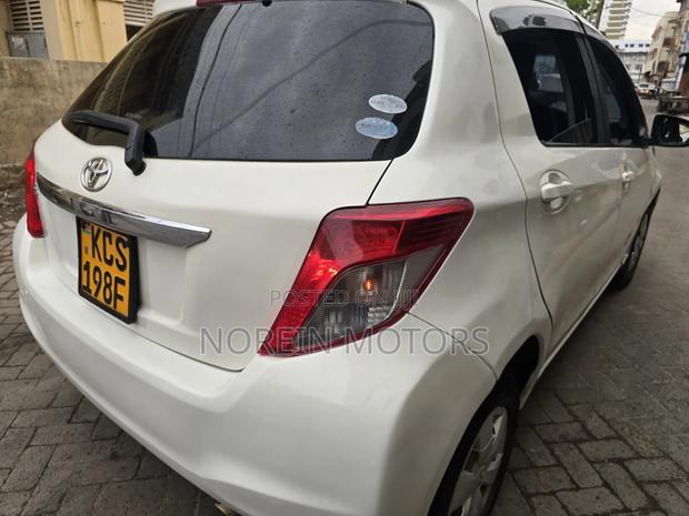 Toyota Vitz 2012 White