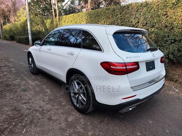 Mercedes-Benz GLC-Class 2019 White