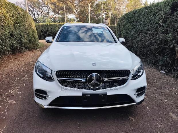 Mercedes-Benz GLC-Class 2019 White