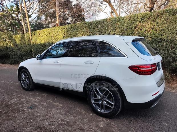 Mercedes-Benz GLC-Class 2019 White