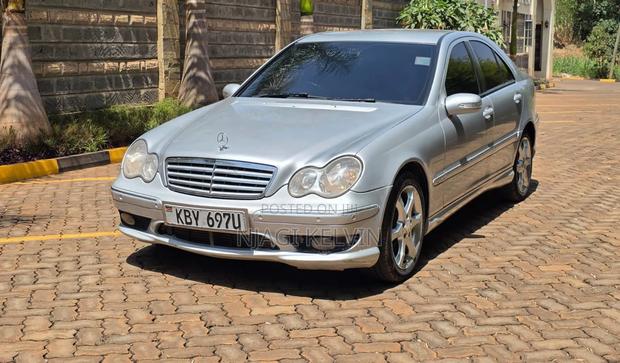 Mercedes-Benz C180 2007 Silver